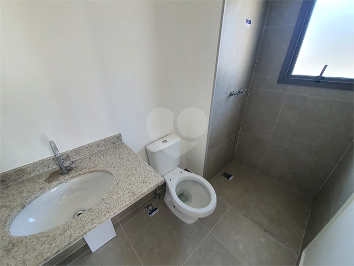 Foto REO1115939