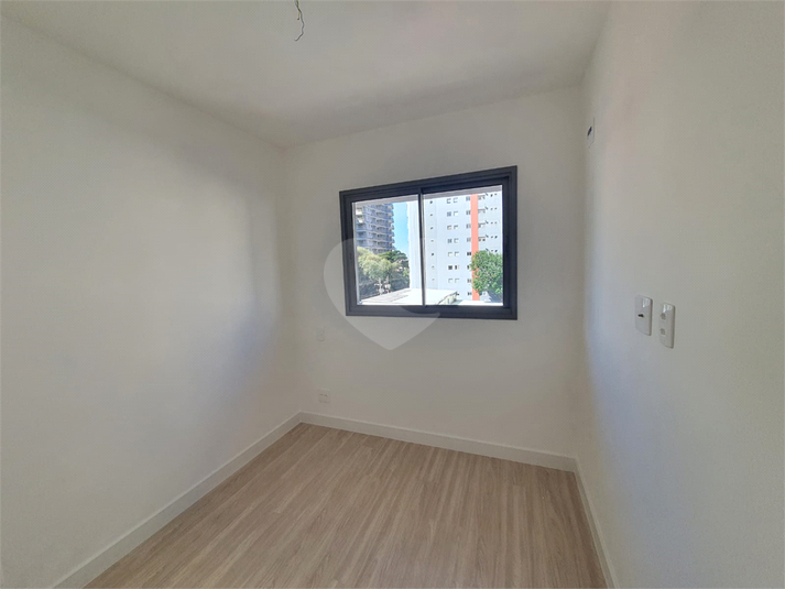 Foto REO1115939