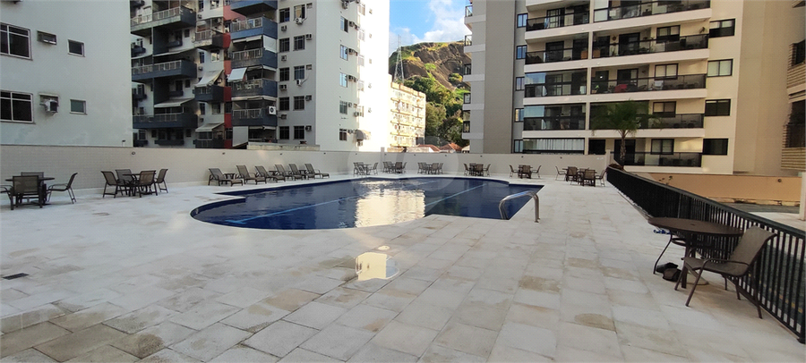 Foto REO1115941