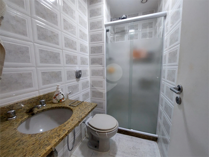 Foto REO1115941