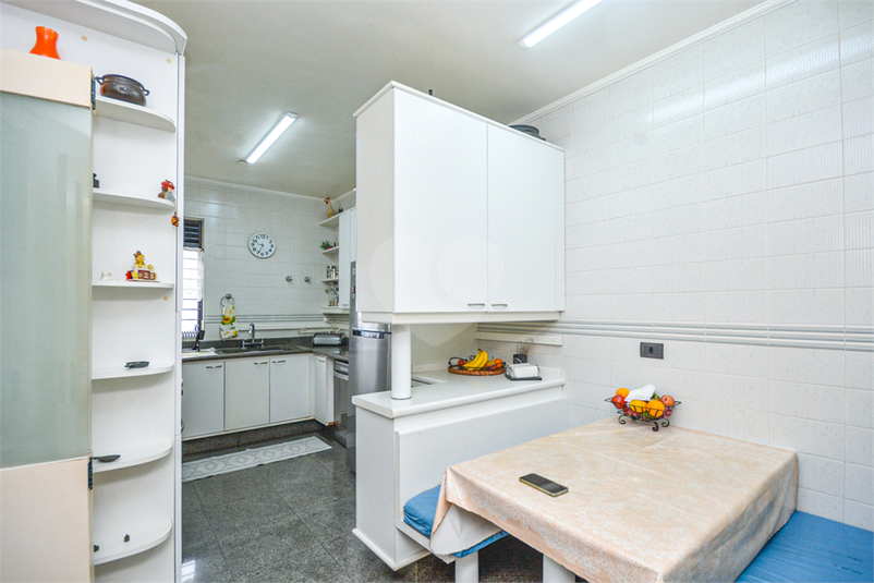 Foto REO1115948