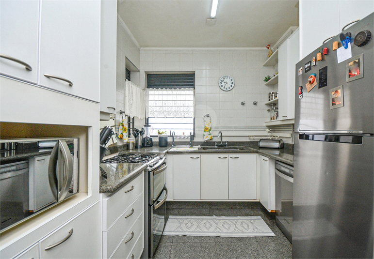 Foto REO1115948