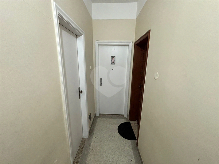Foto REO1115955