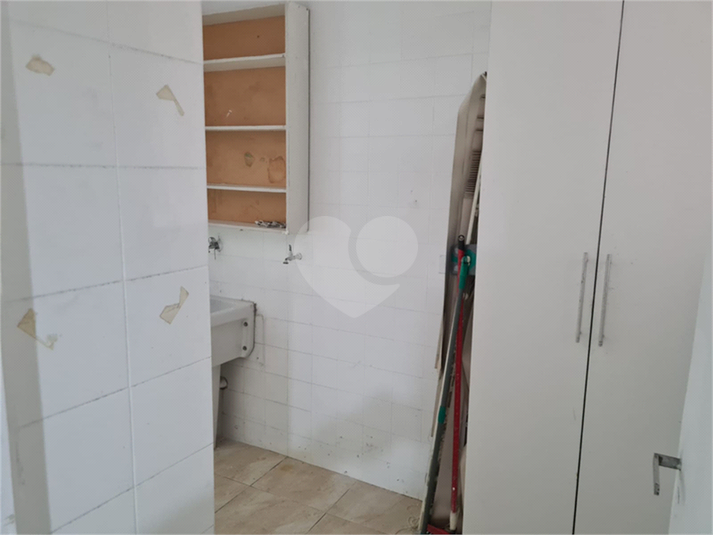 Foto REO1115959