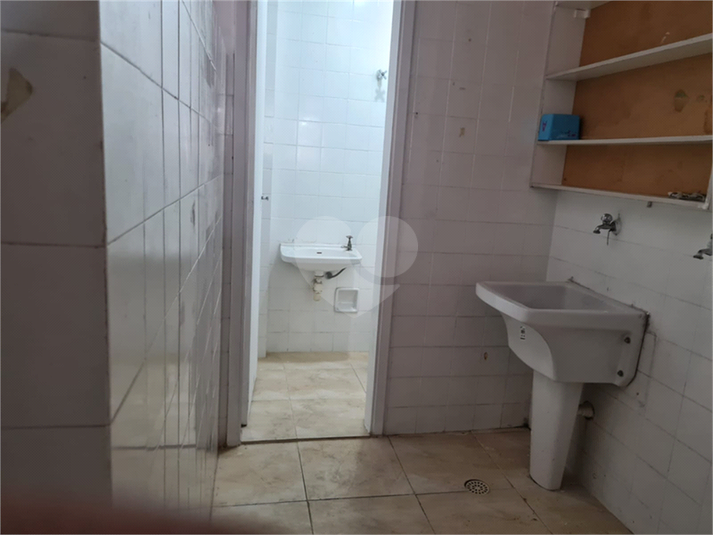 Foto REO1115959