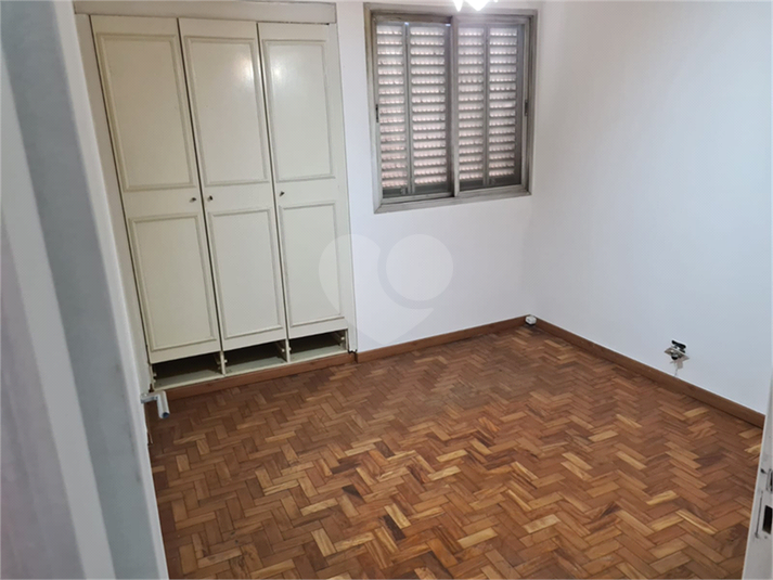 Foto REO1115959