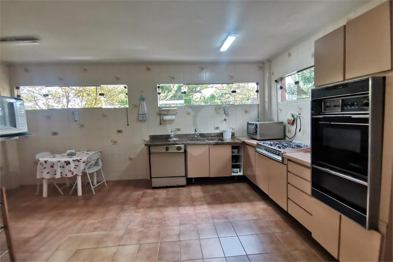 Foto REO1115965