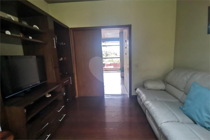 Foto REO1115965