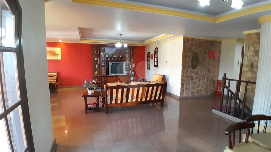 Foto REO1115973