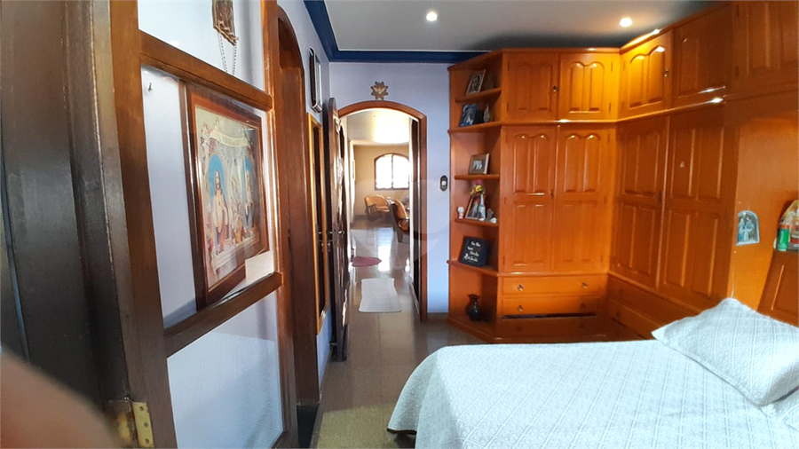 Foto REO1115973
