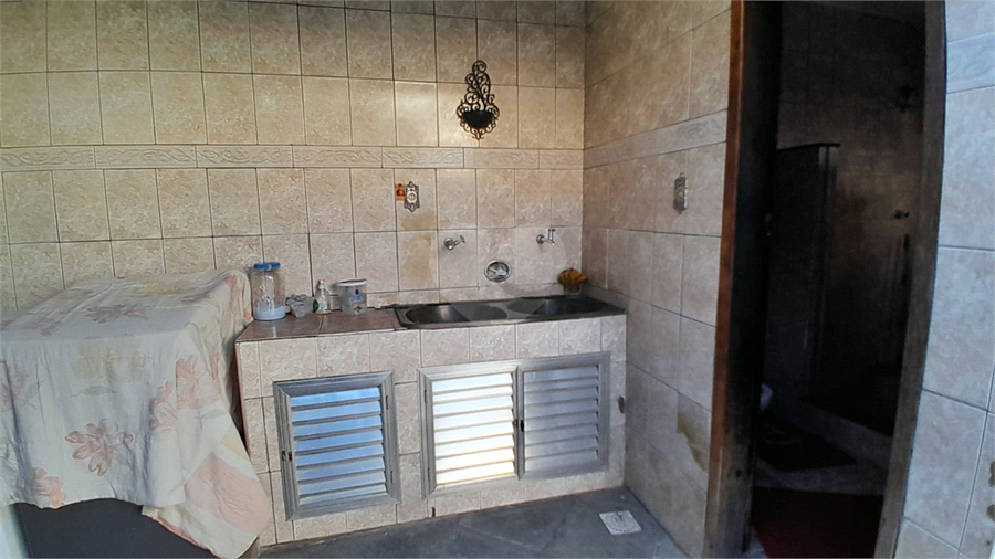 Foto REO1115973