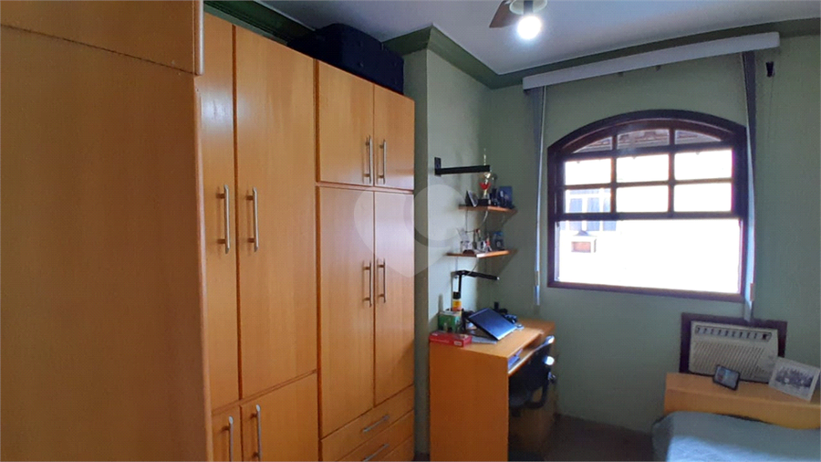 Foto REO1115973