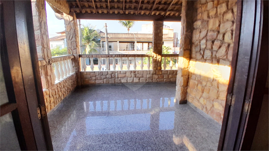 Foto REO1115973