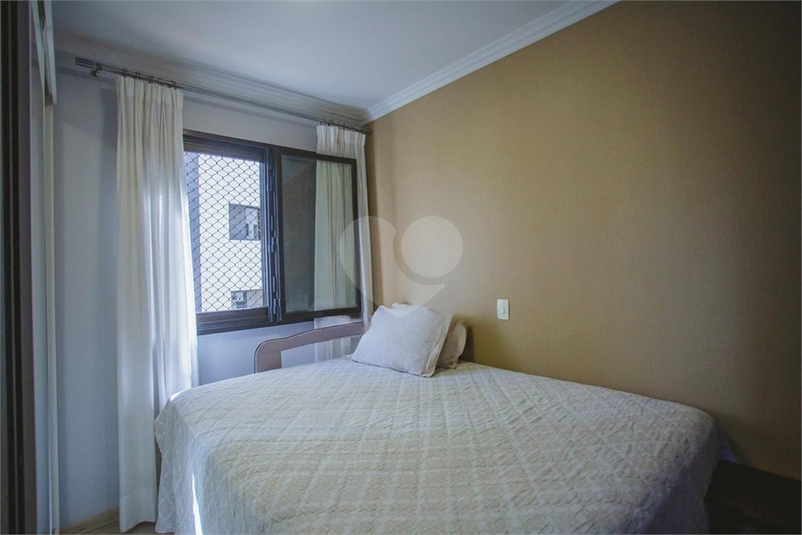 Foto REO1115975