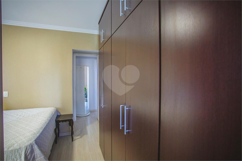 Foto REO1115975