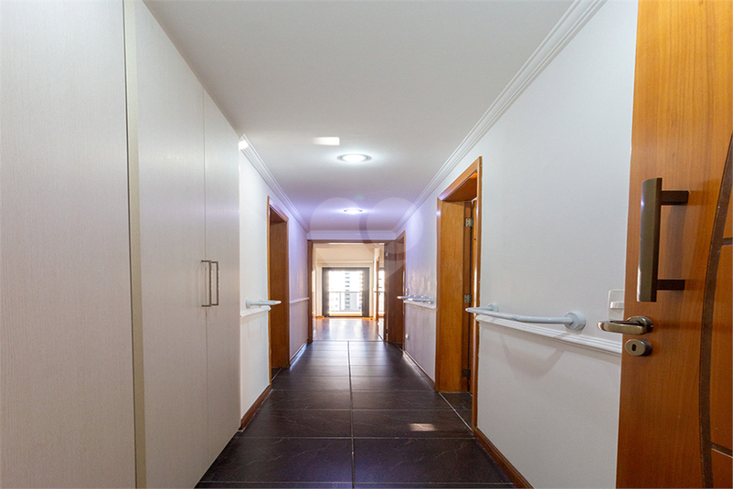 Foto REO1115983