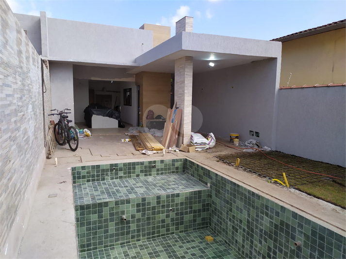 Foto REO1115989