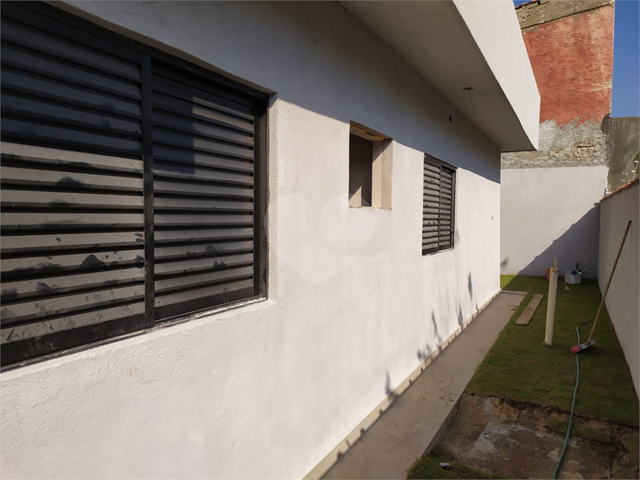 Foto REO1115989