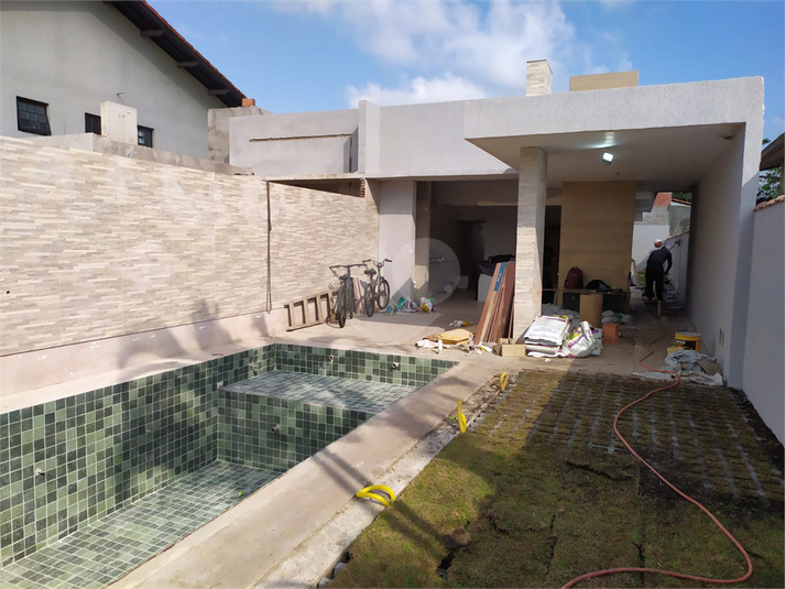 Foto REO1115989