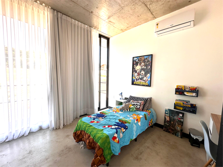 Foto REO1115996