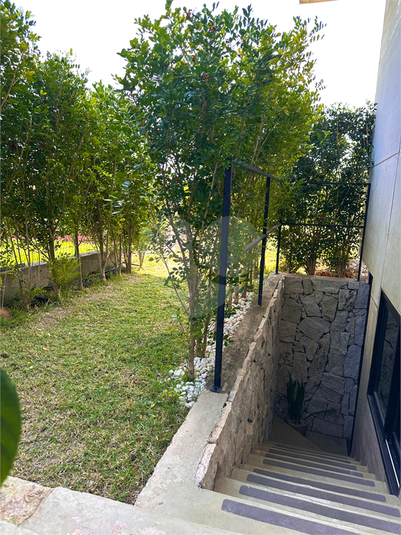 Foto REO1115996