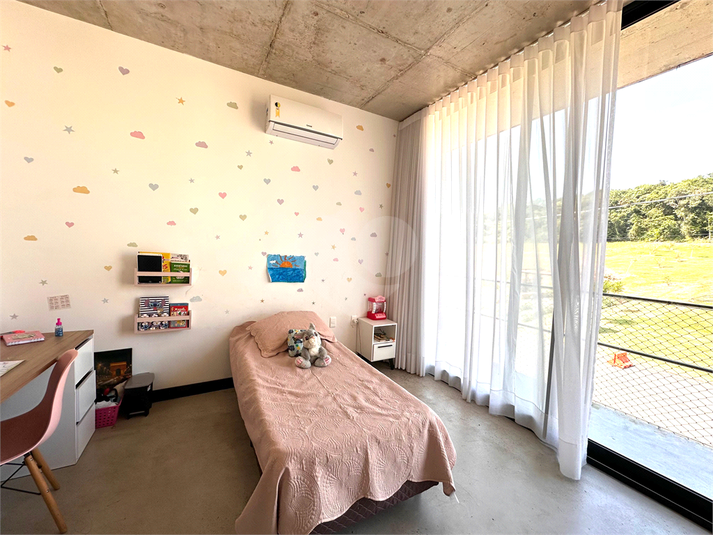 Foto REO1115996
