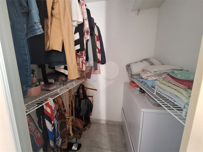 Foto REO1116007