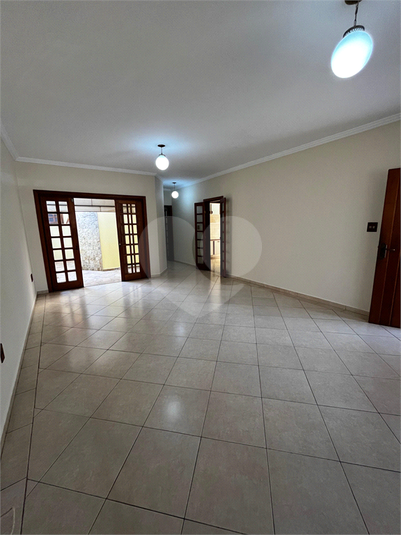 Foto REO1116033