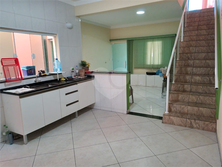 Foto REO1116044