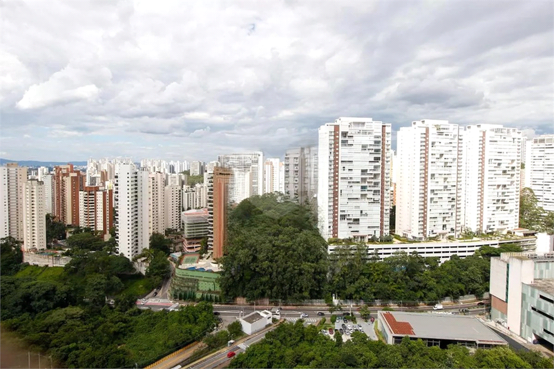 Foto REO1116047