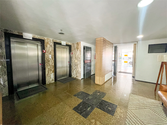 Foto REO1116057