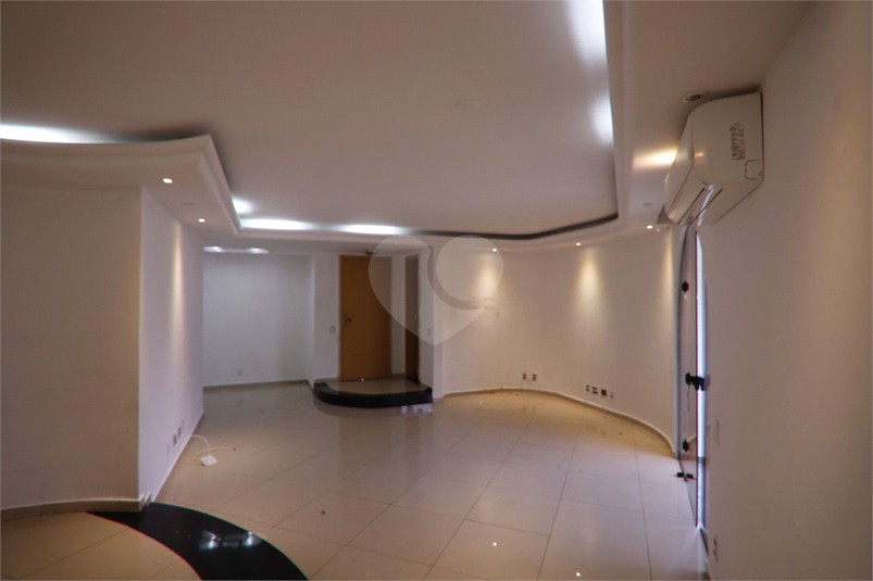 Foto REO1116058