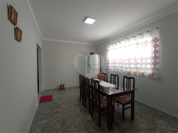 Foto REO1116059