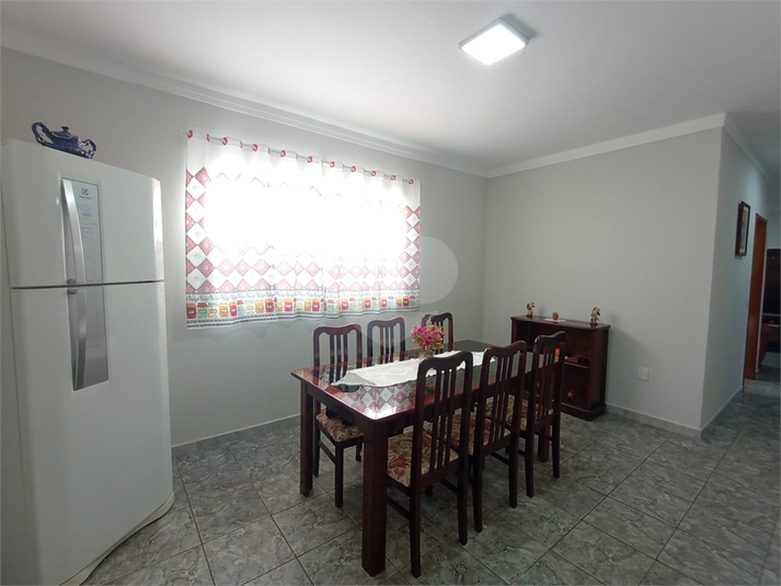 Foto REO1116059