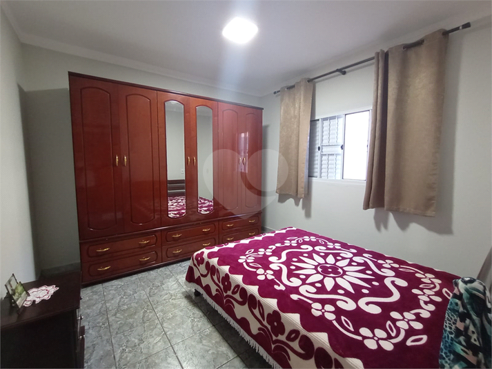 Foto REO1116059