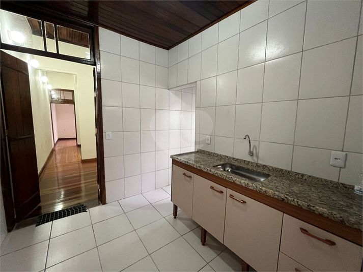 Foto REO1116071