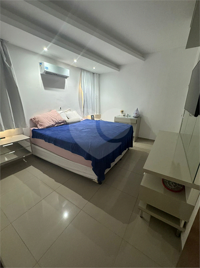 Foto REO1116073