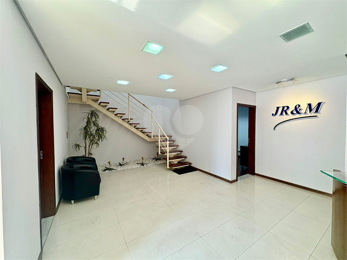 Foto REO1116110