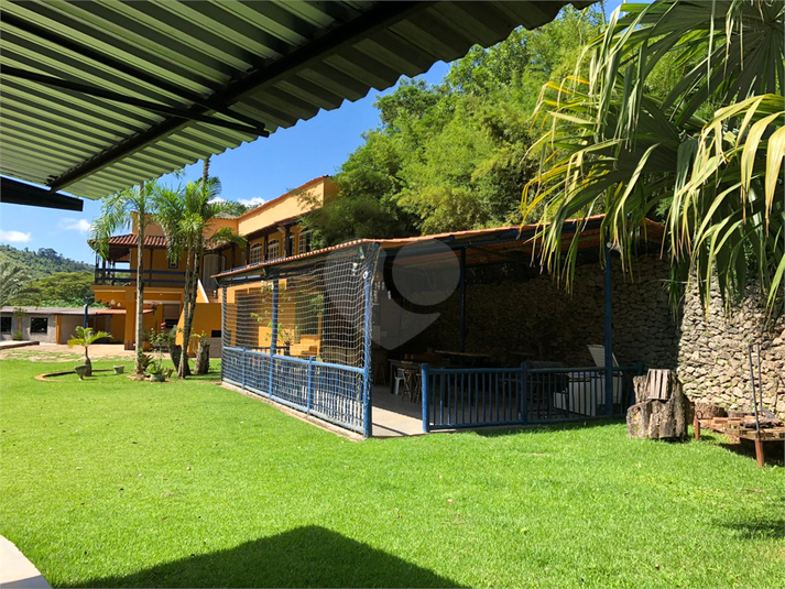 Foto REO1116134