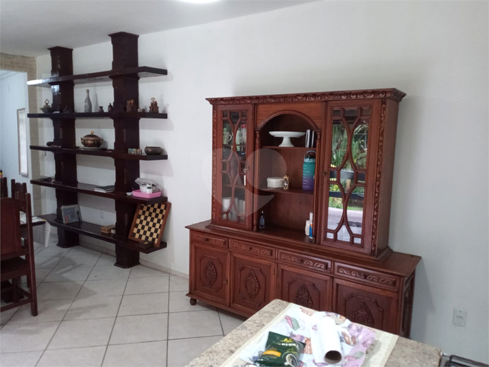 Foto REO1116134