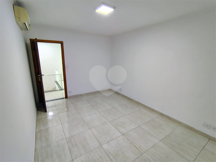 Foto REO1116150