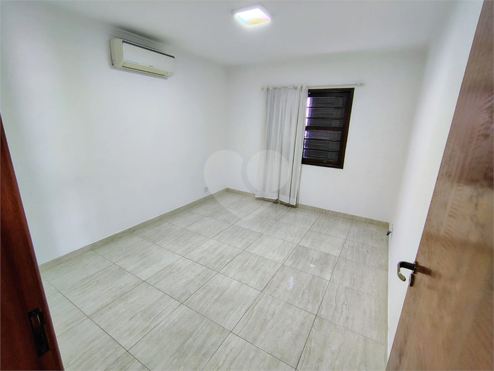Foto REO1116150