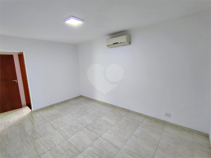 Foto REO1116150