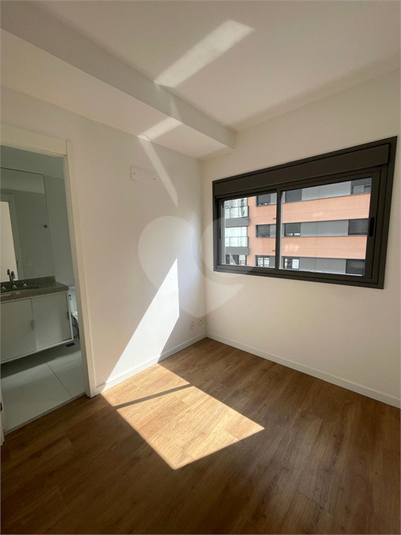 Foto REO1116170