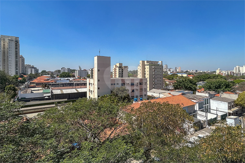 Foto REO1116182