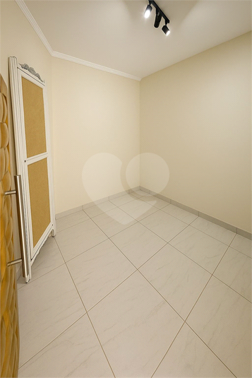 quarto colaborador doméstico