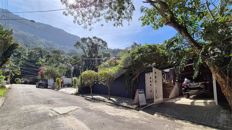 Foto REO1116205