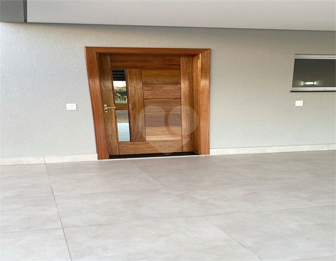 Foto REO1116224