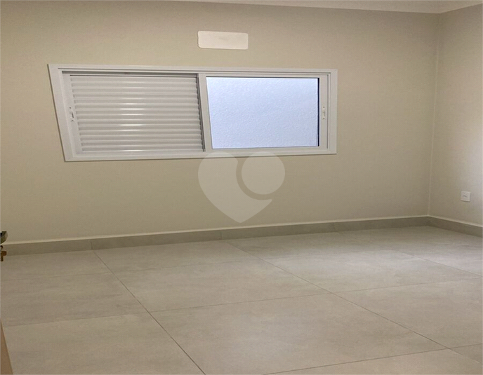 Foto REO1116224