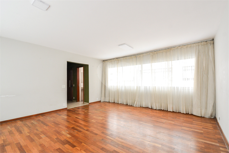 Foto REO1116230